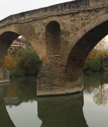 Puente románico
